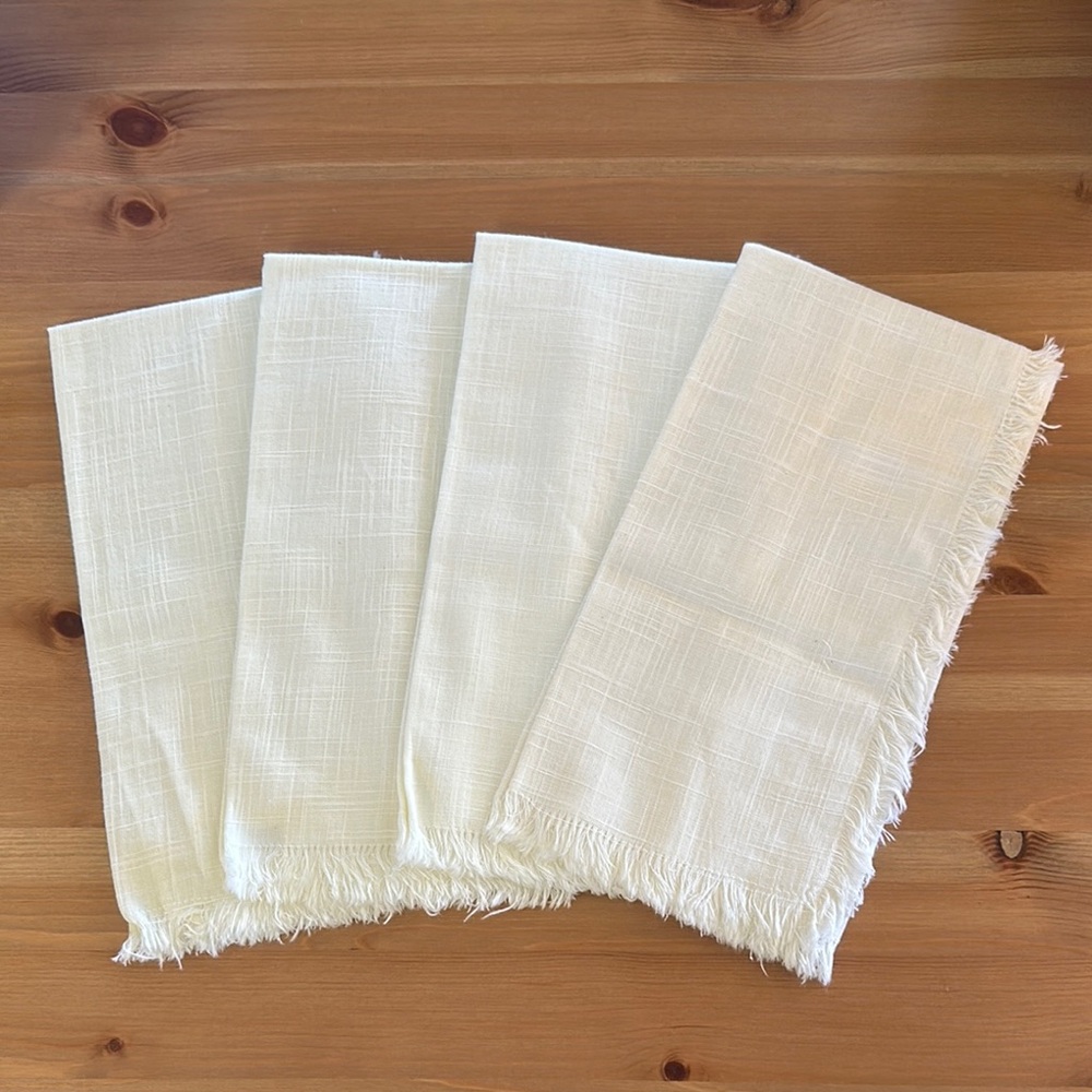 Set of 4 Ivory Napkins